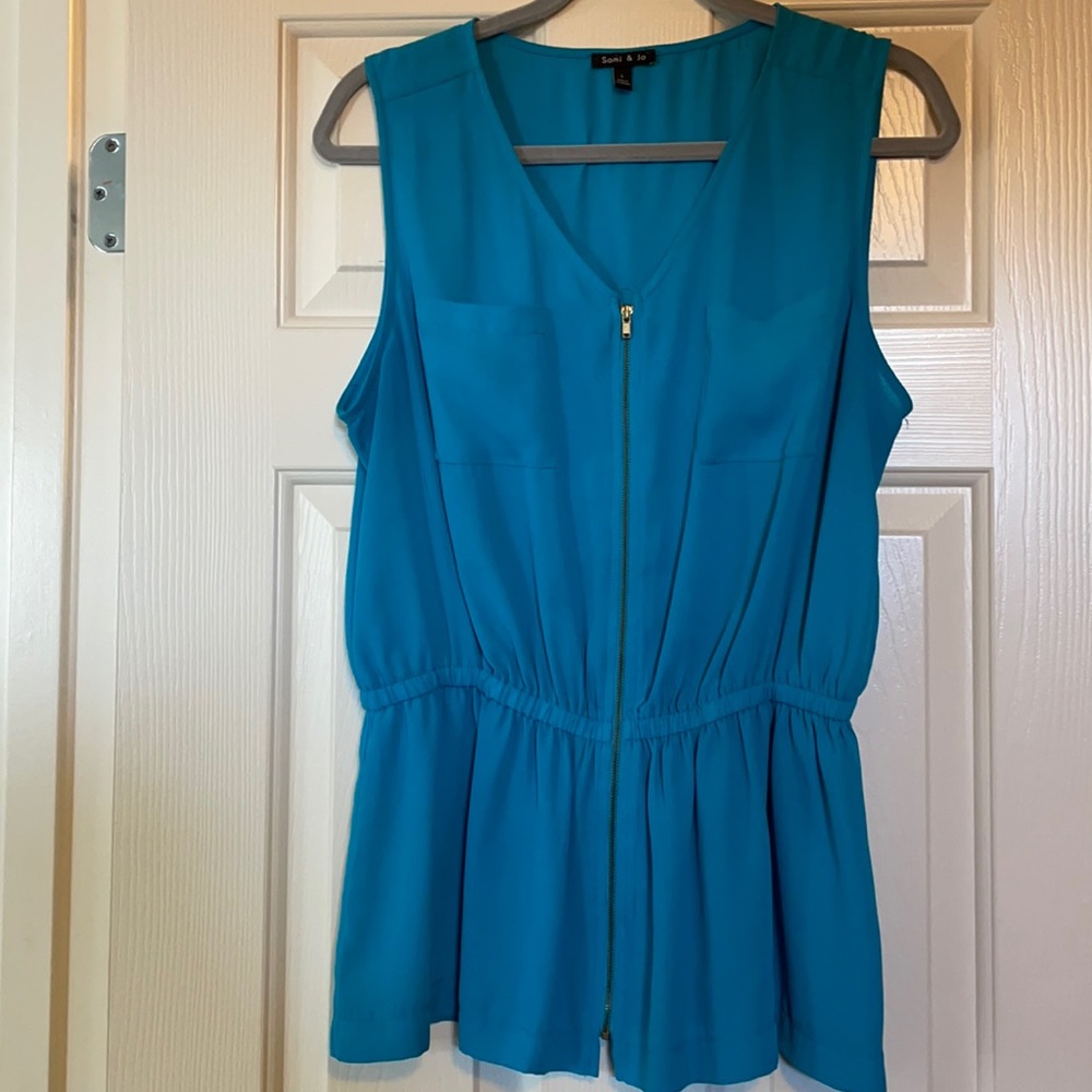 Turquoise zippered blouse